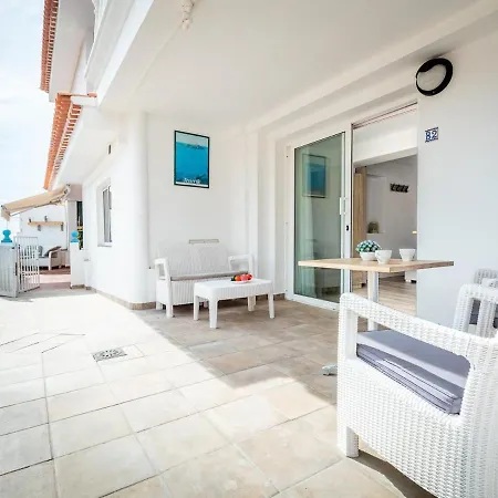 公寓 B2 Amazing Front